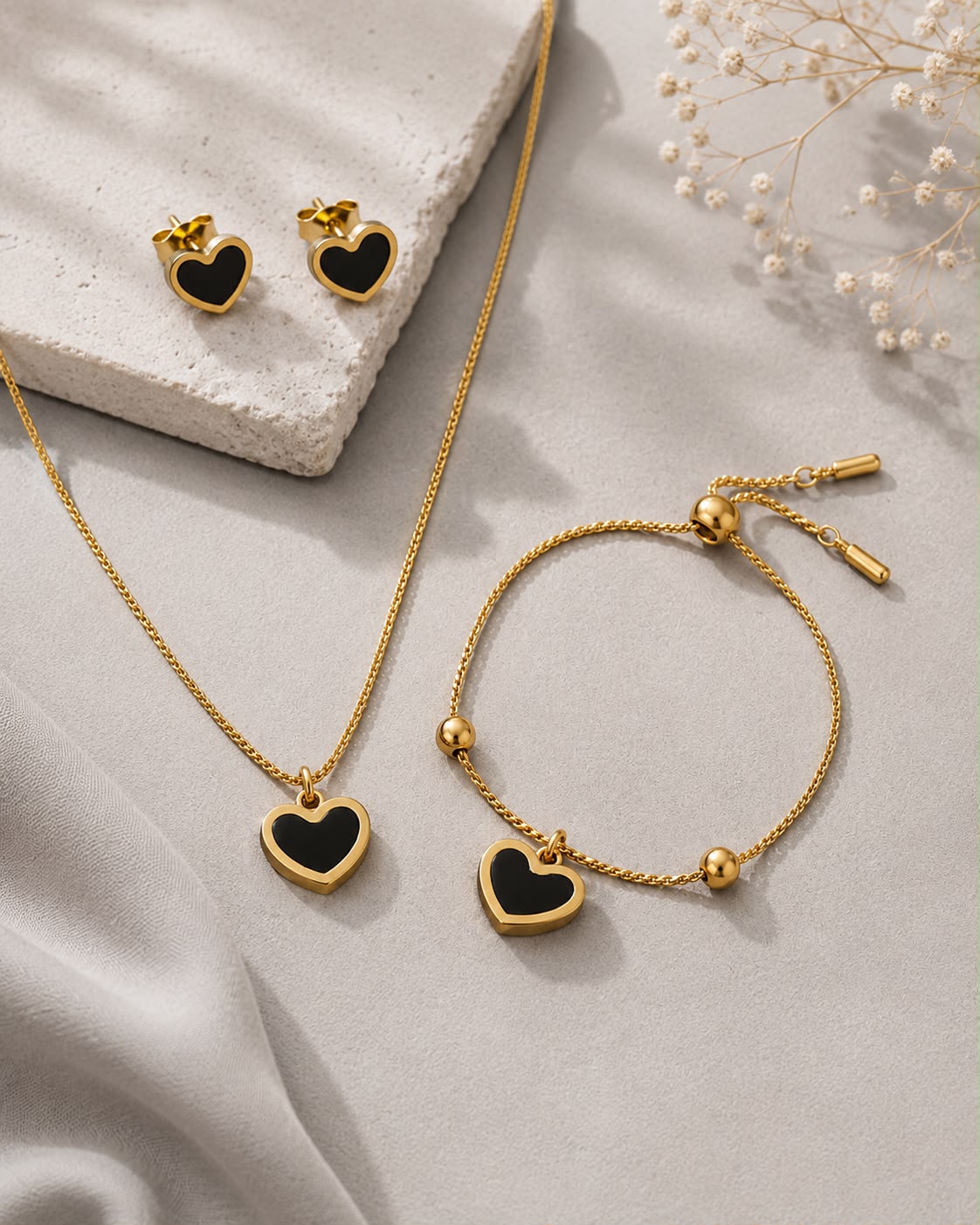 Black Heart set (studs-chain-Bracelet)