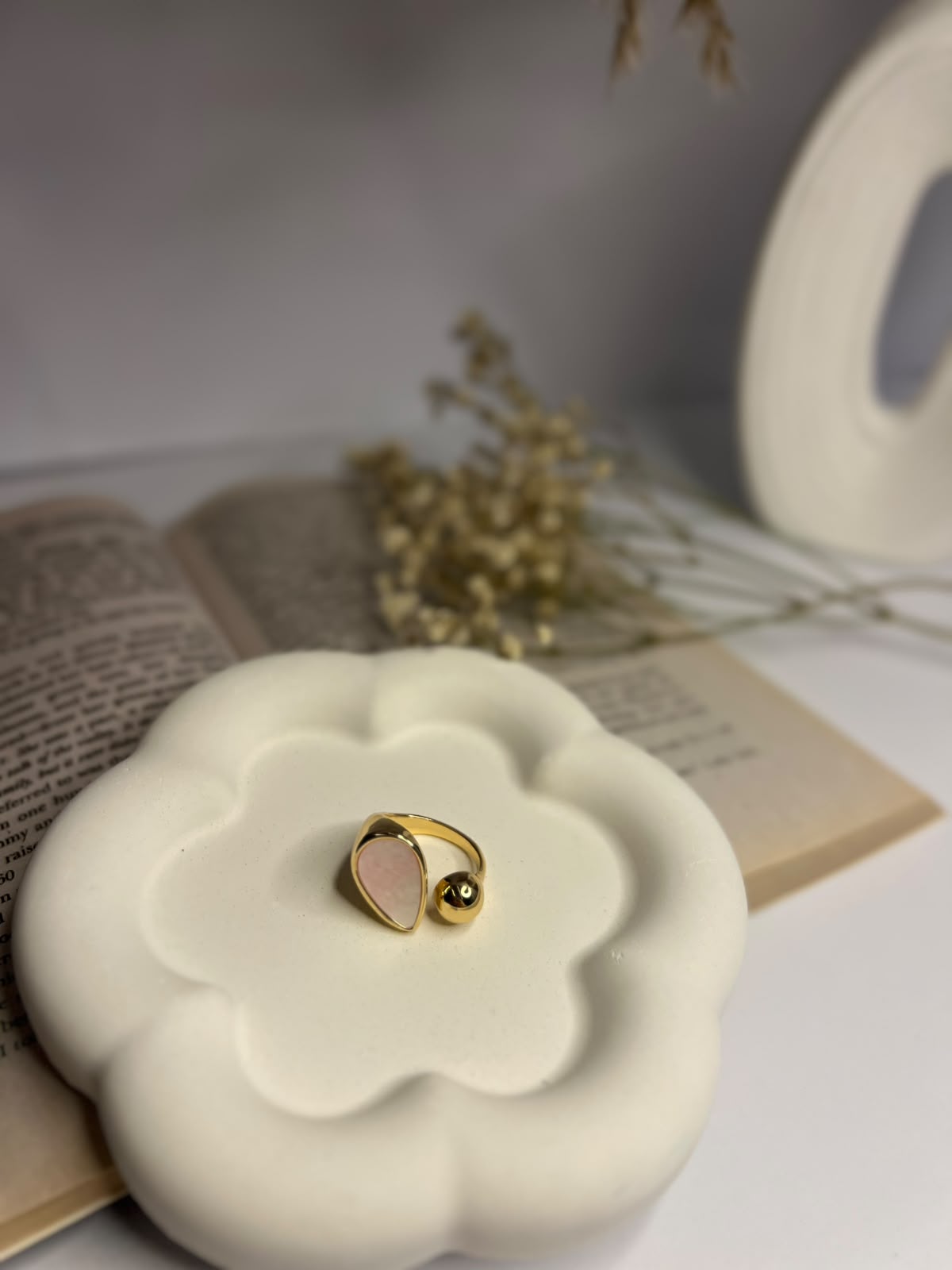 Ivory Leaf Ring (Adjustable)