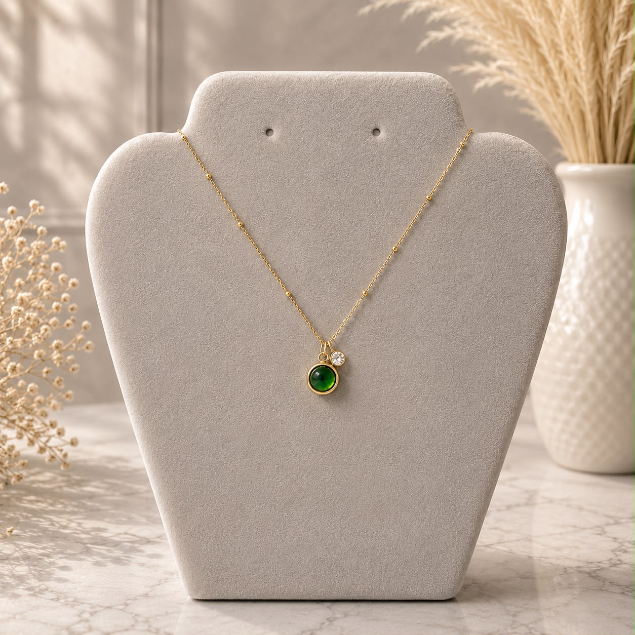 Green Pendent (Necklace)